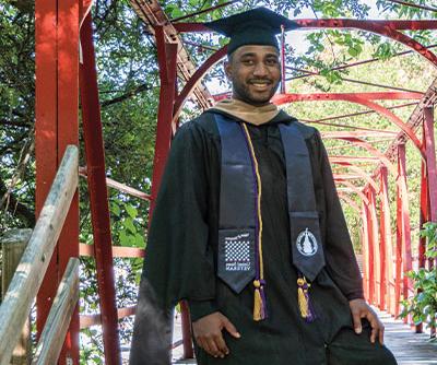 Student wearing Veteran Tribute Stole